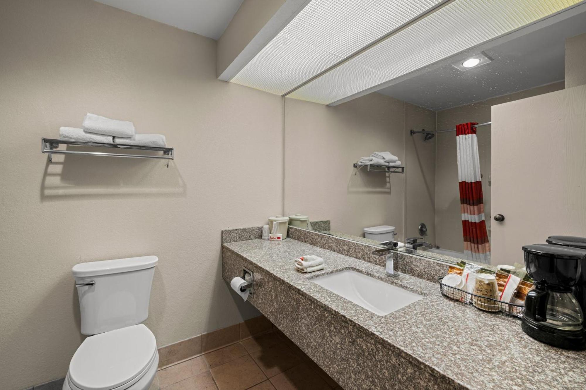 Red Roof Inn & Suites Albany, Ga Ngoại thất bức ảnh