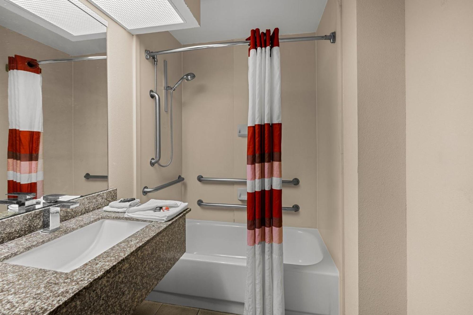 Red Roof Inn & Suites Albany, Ga Ngoại thất bức ảnh
