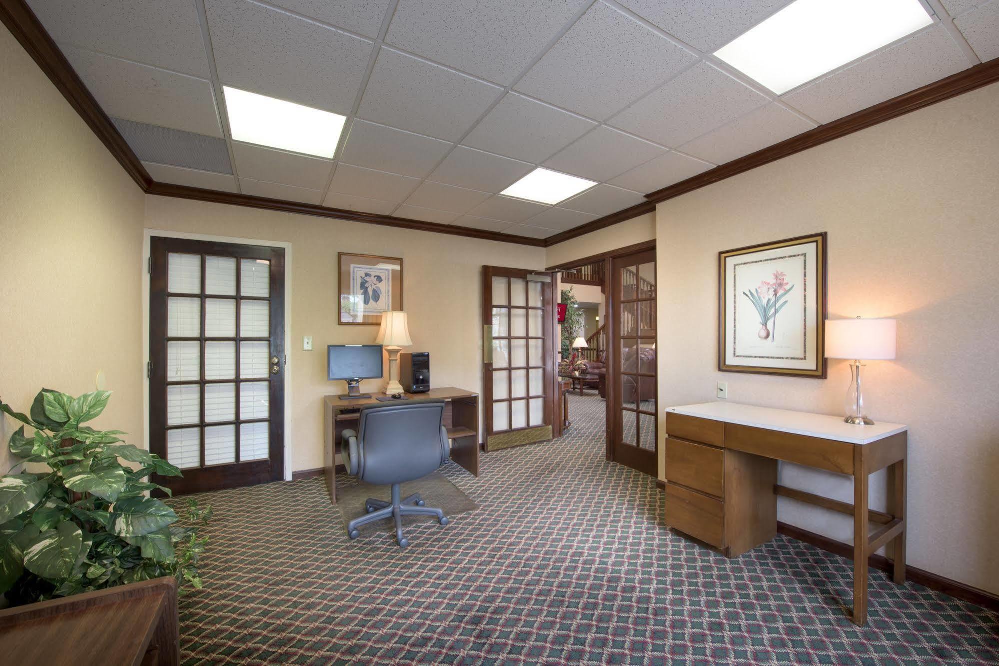 Red Roof Inn & Suites Albany, Ga Ngoại thất bức ảnh